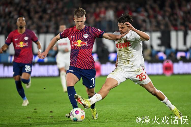 莱比锡半场2-0领先法兰克福，哈德与鲍姆加特纳建功