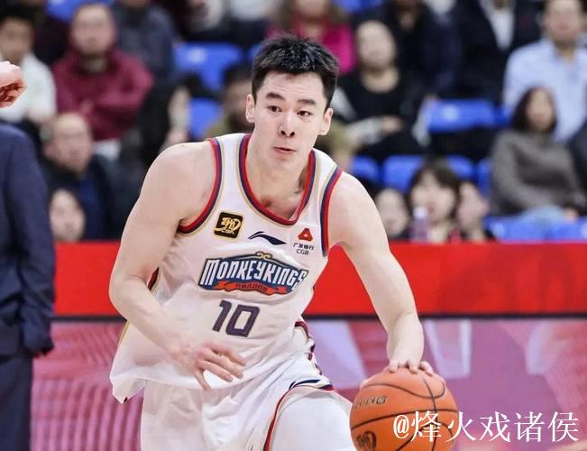 郭昊文砍下42分引领精彩表现,绝杀失利成憾 郭昊文砍下42分引领精彩表现,绝杀失利成憾